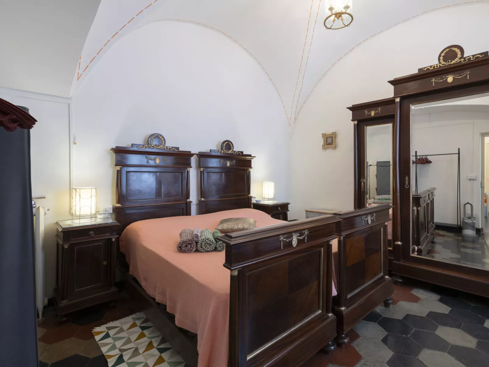 Torre Antica-Inside