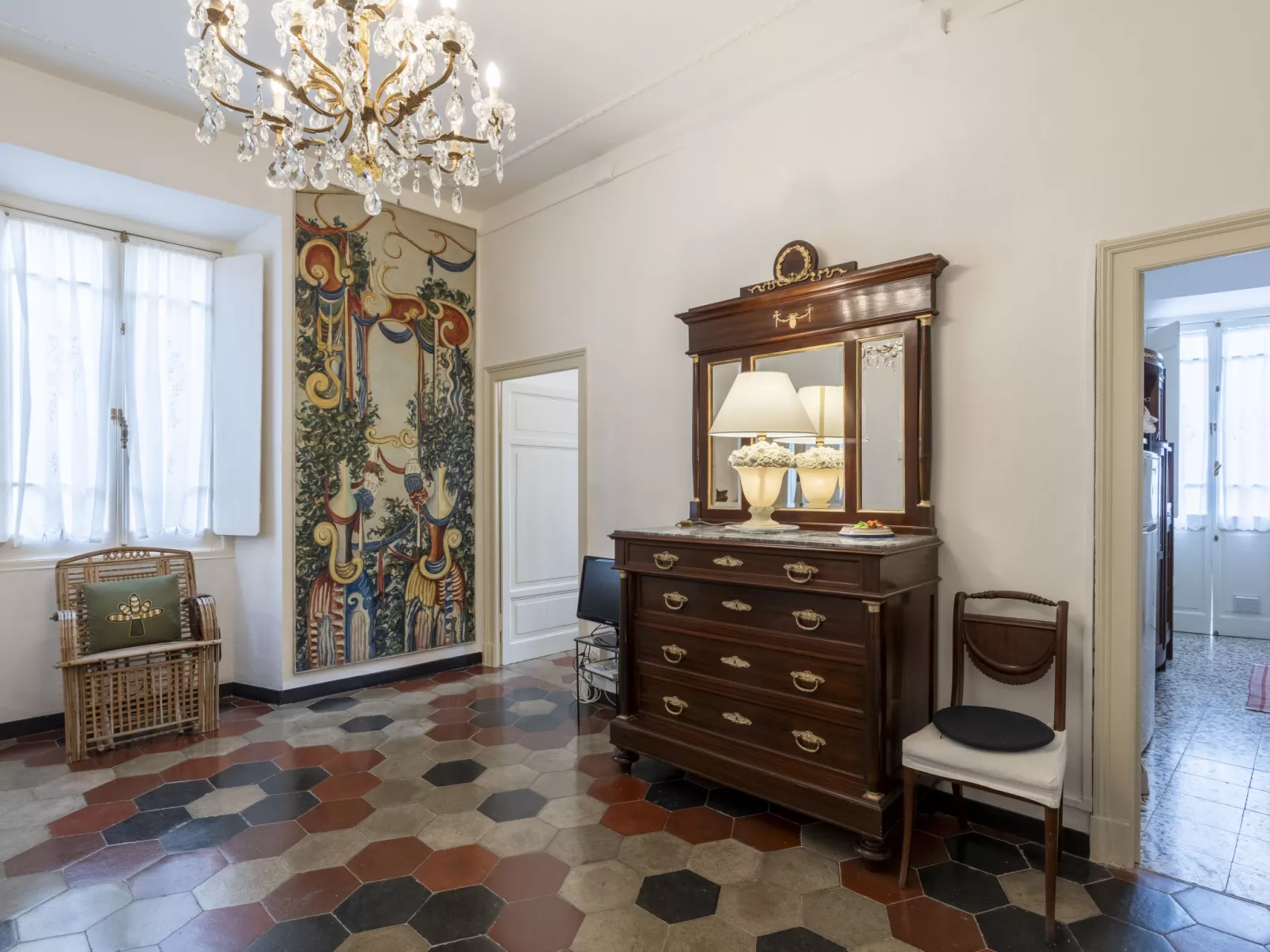 Torre Antica-Inside