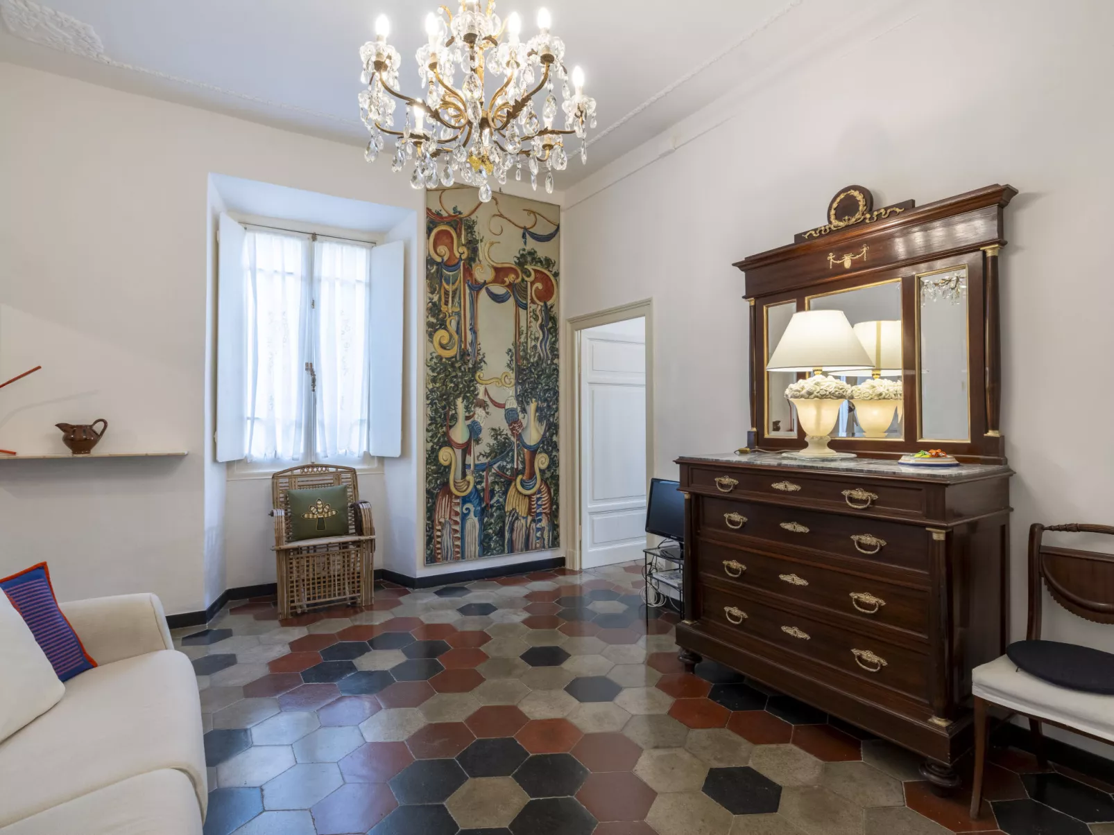 Torre Antica-Inside