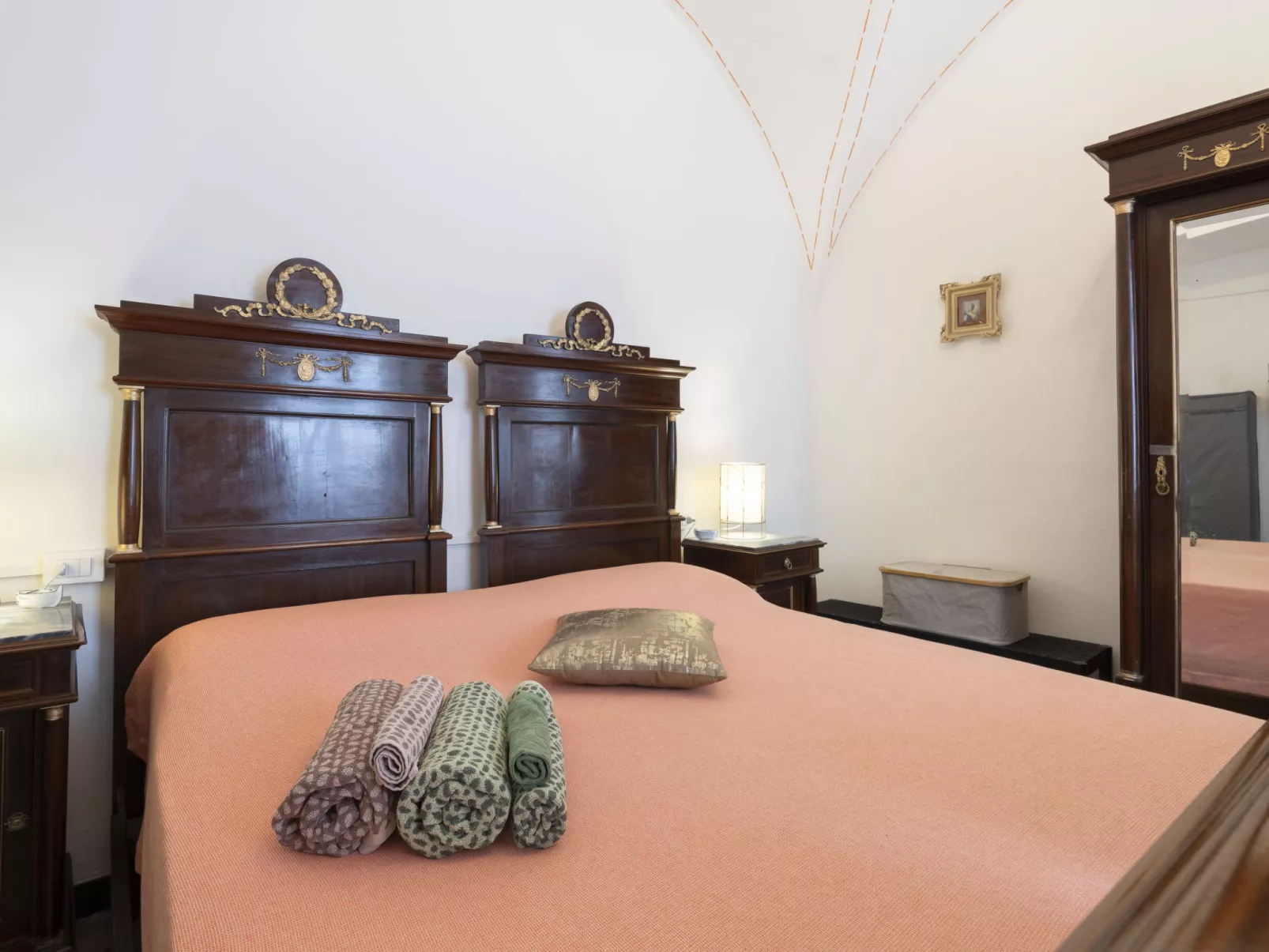 Torre Antica-Inside