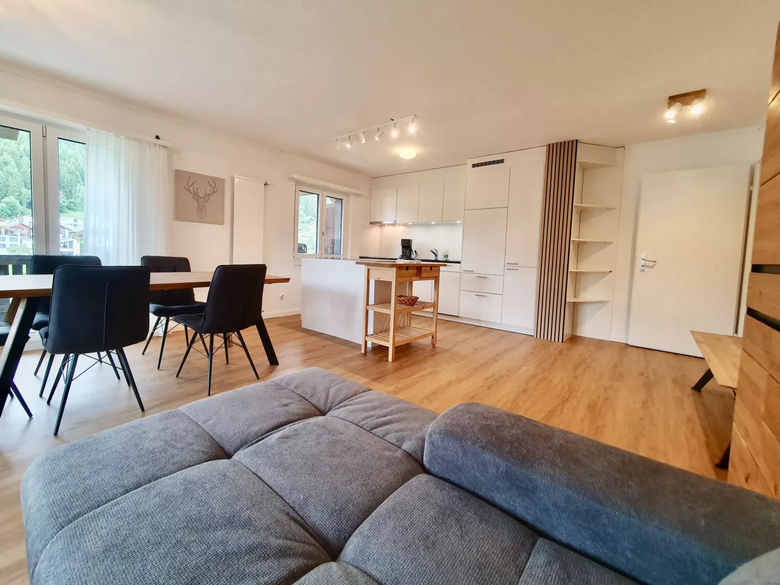 Apt. 13-Inside