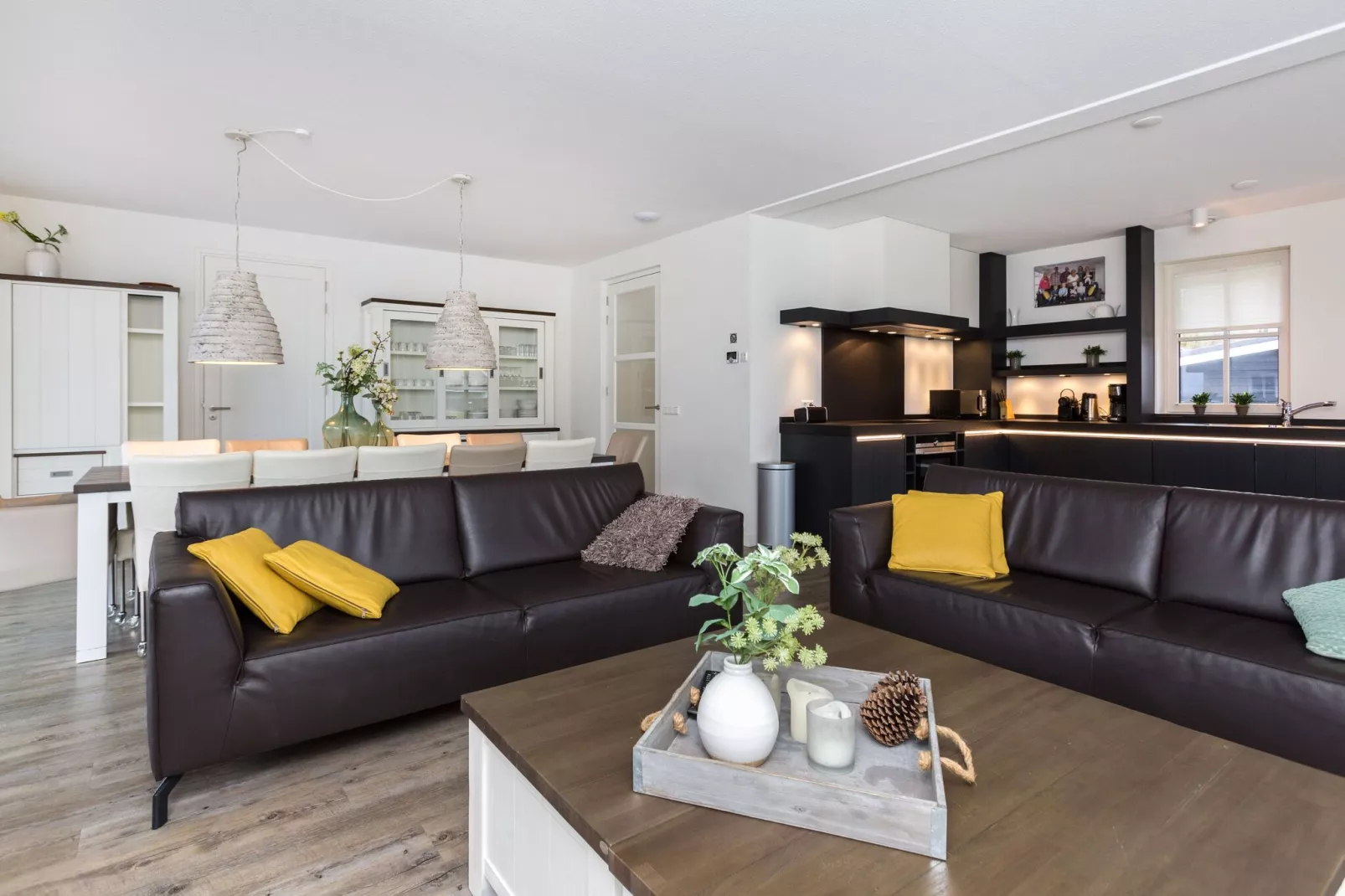 Friese Meren Villa's 17-Living room