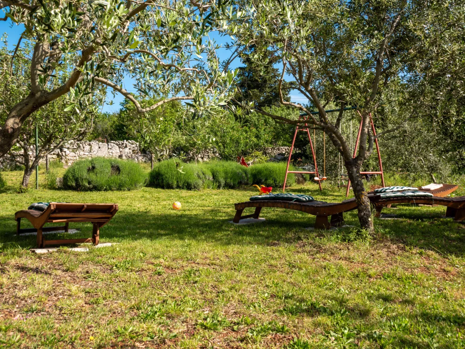 Little Tuscany-Outside