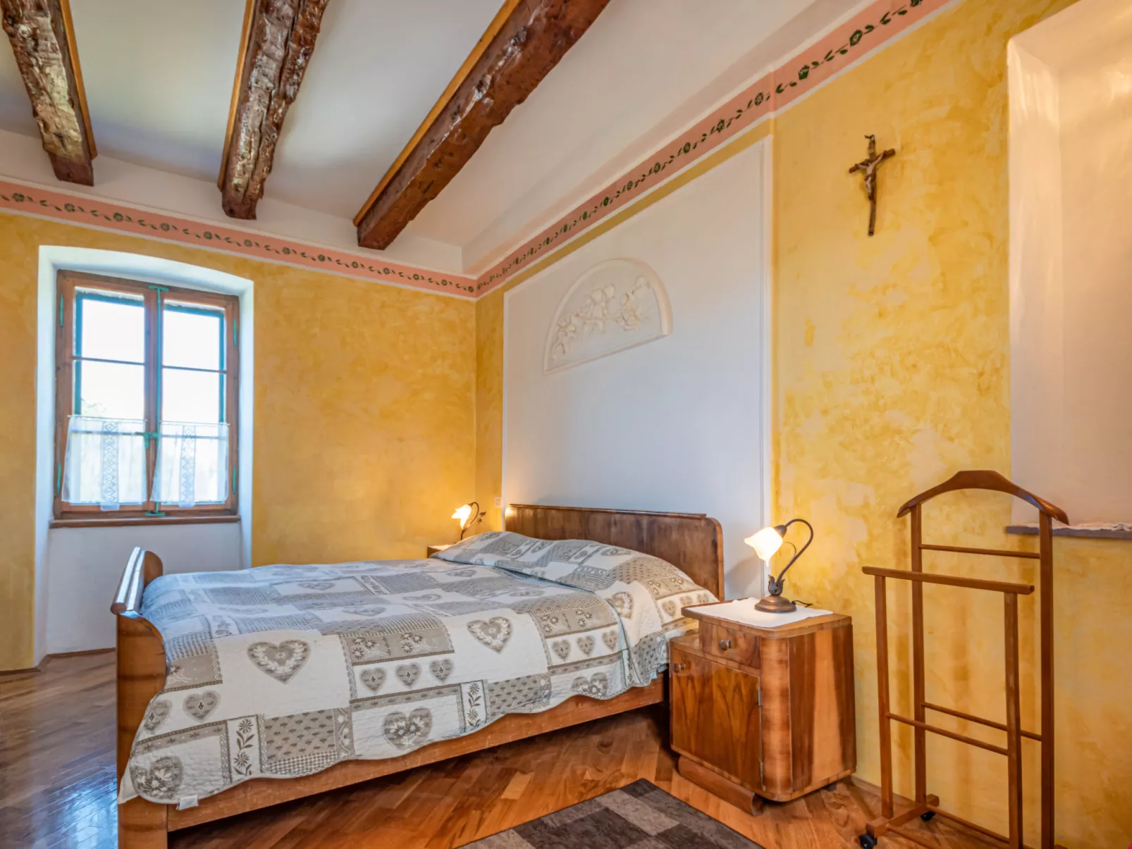 Little Tuscany-Inside