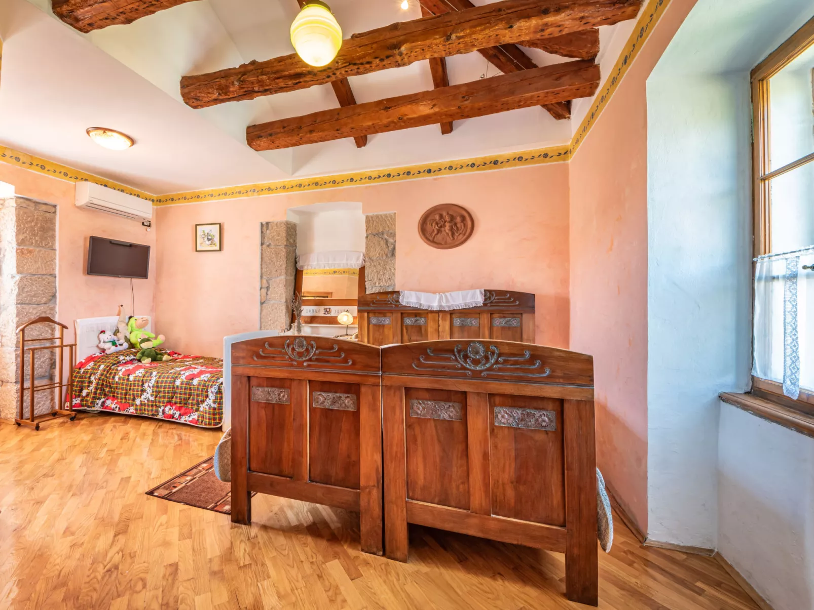 Little Tuscany-Inside