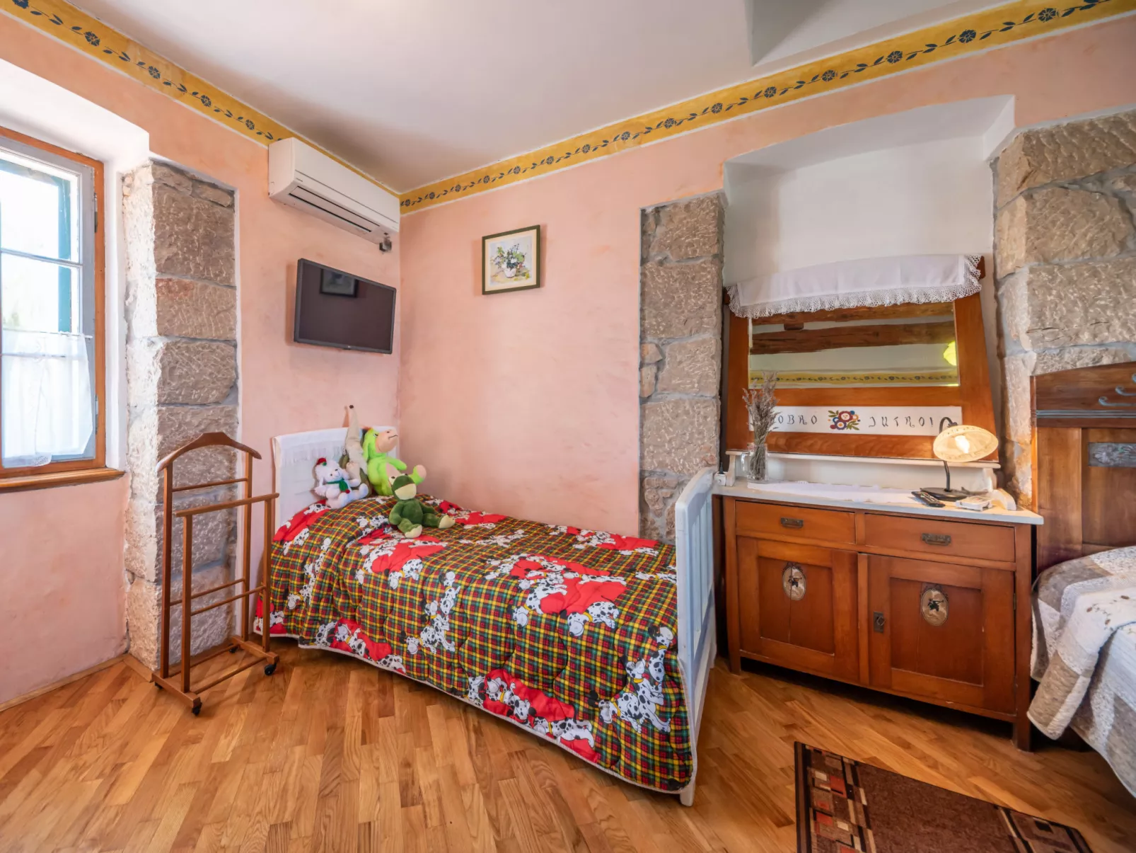 Little Tuscany-Inside