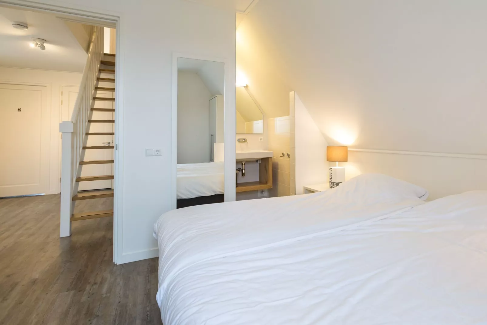Friese Meren Villa's 17-Bedroom