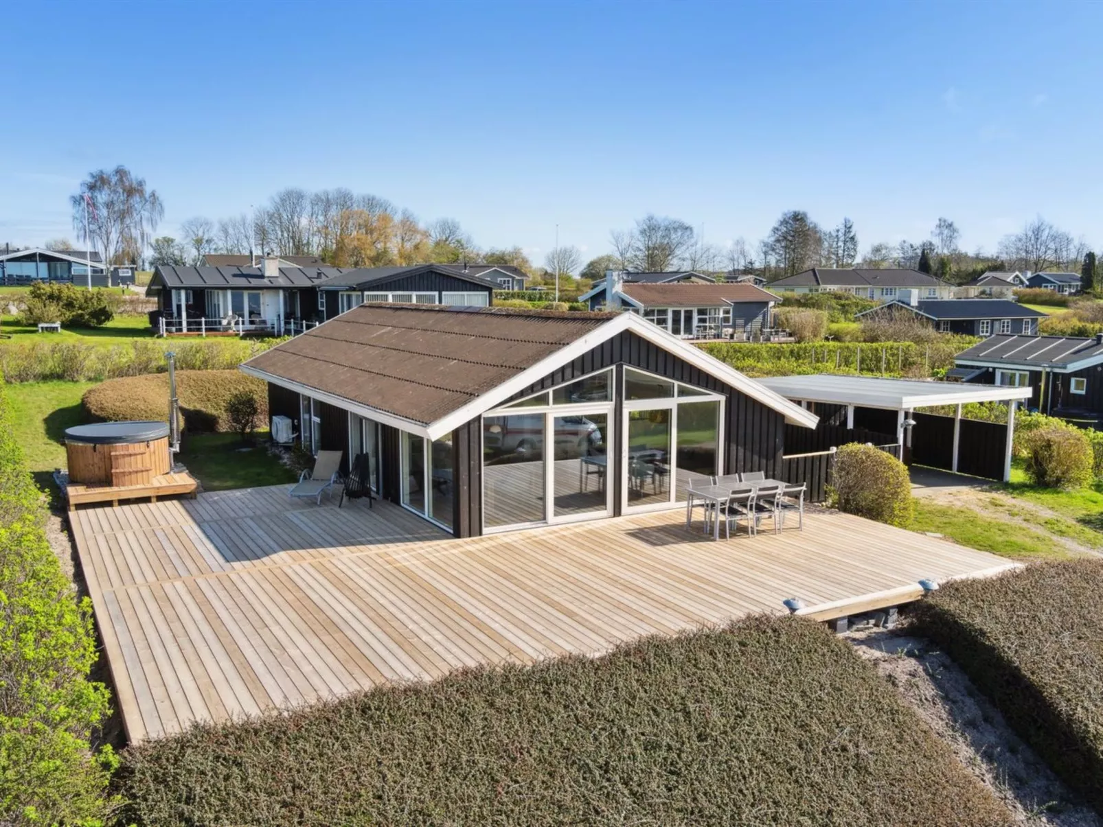 "Majken" - 225m from the sea-Draußen