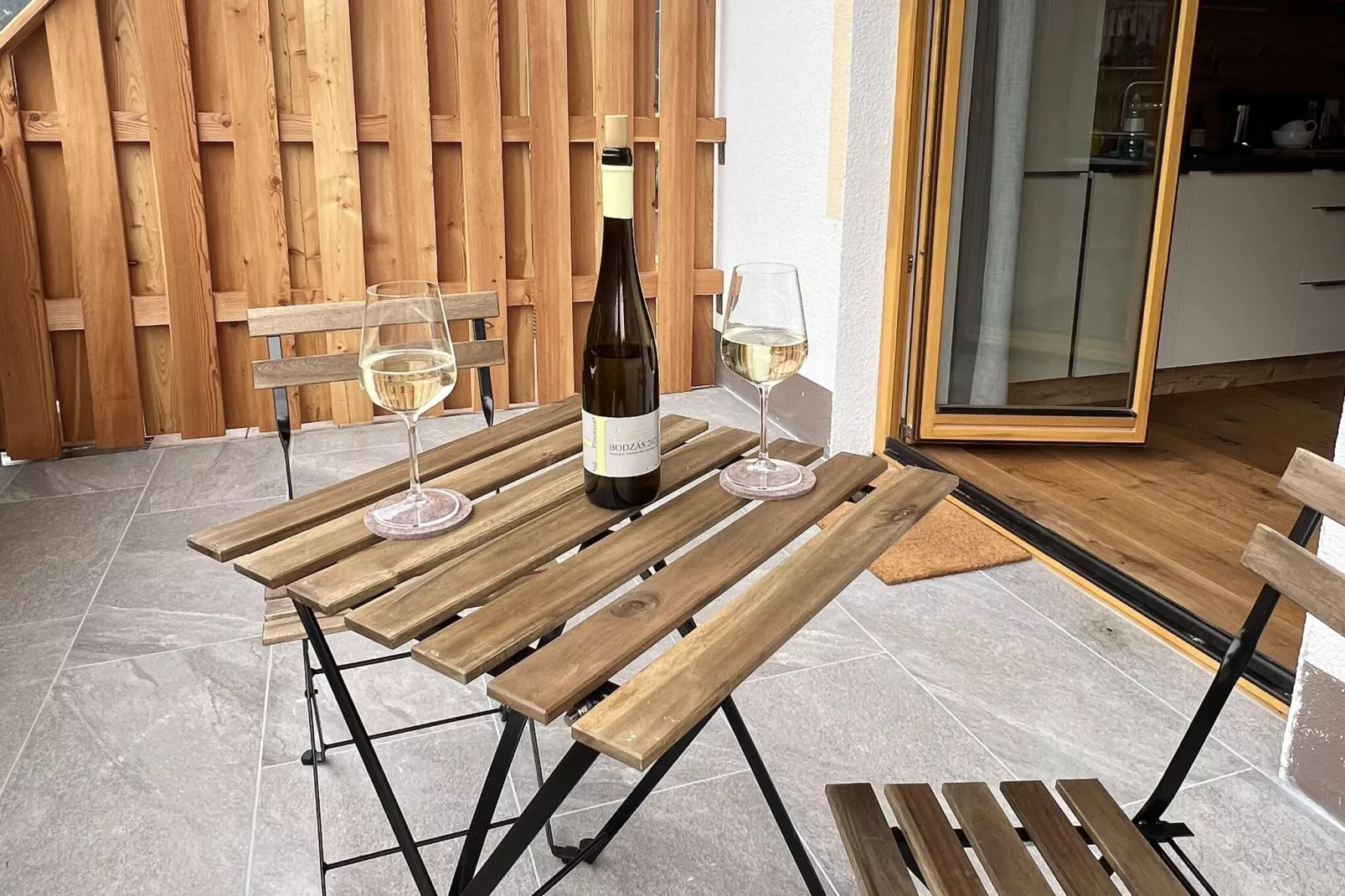 Gartenapartment 8 Fam Zahlen-Terrassenbalkon