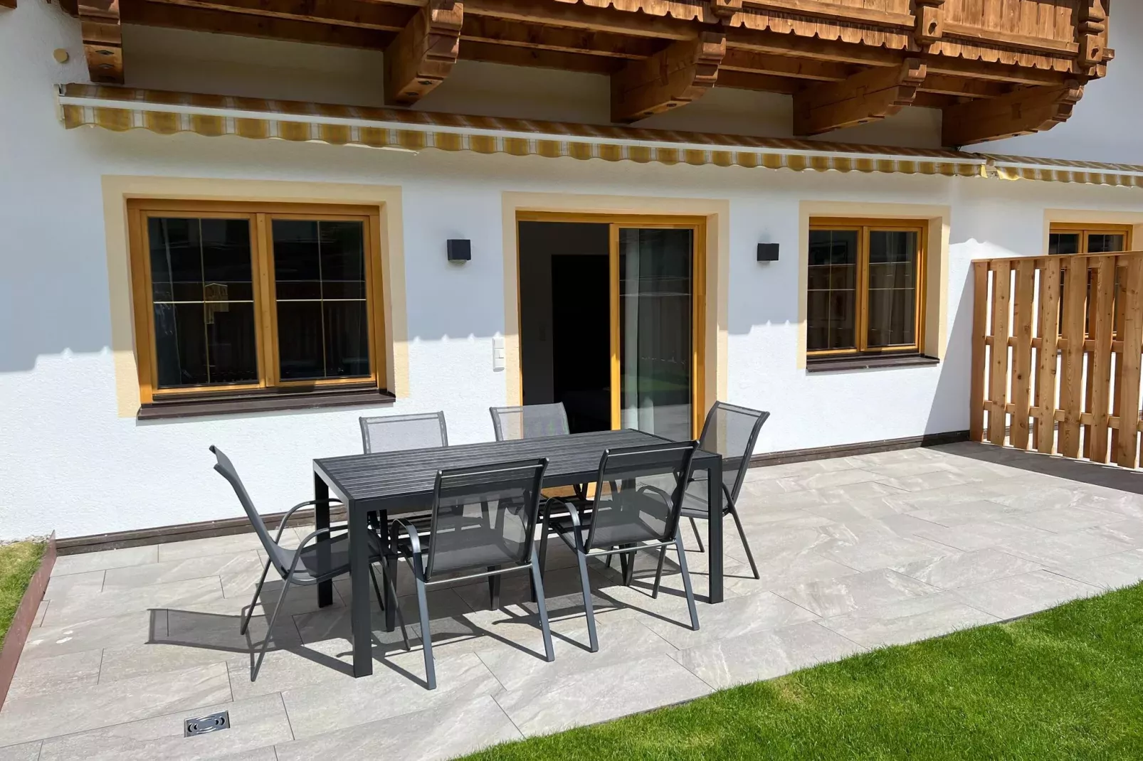 Gartenapartment 8 Fam Zahlen-Terrassenbalkon