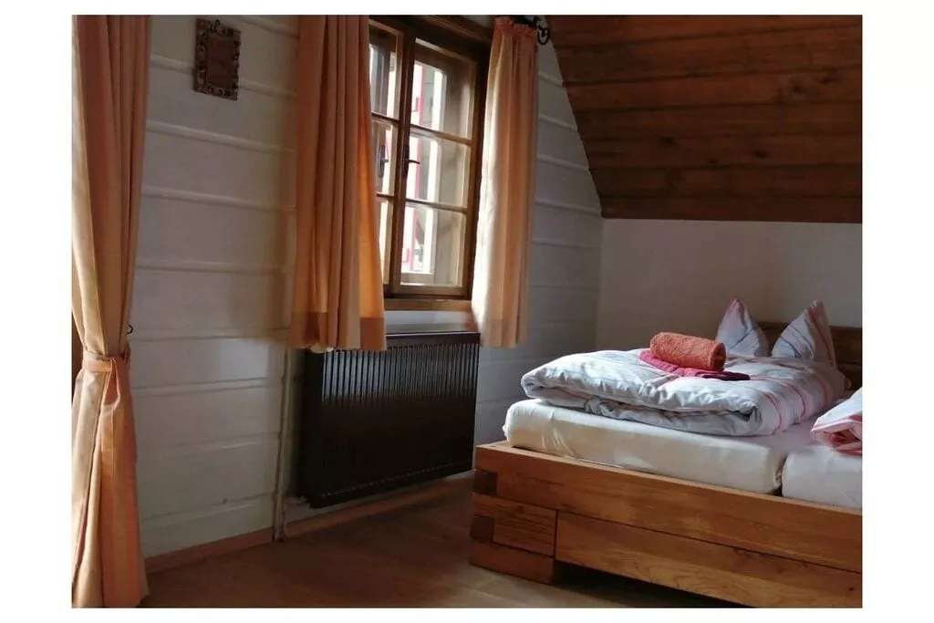 132715-Bedroom