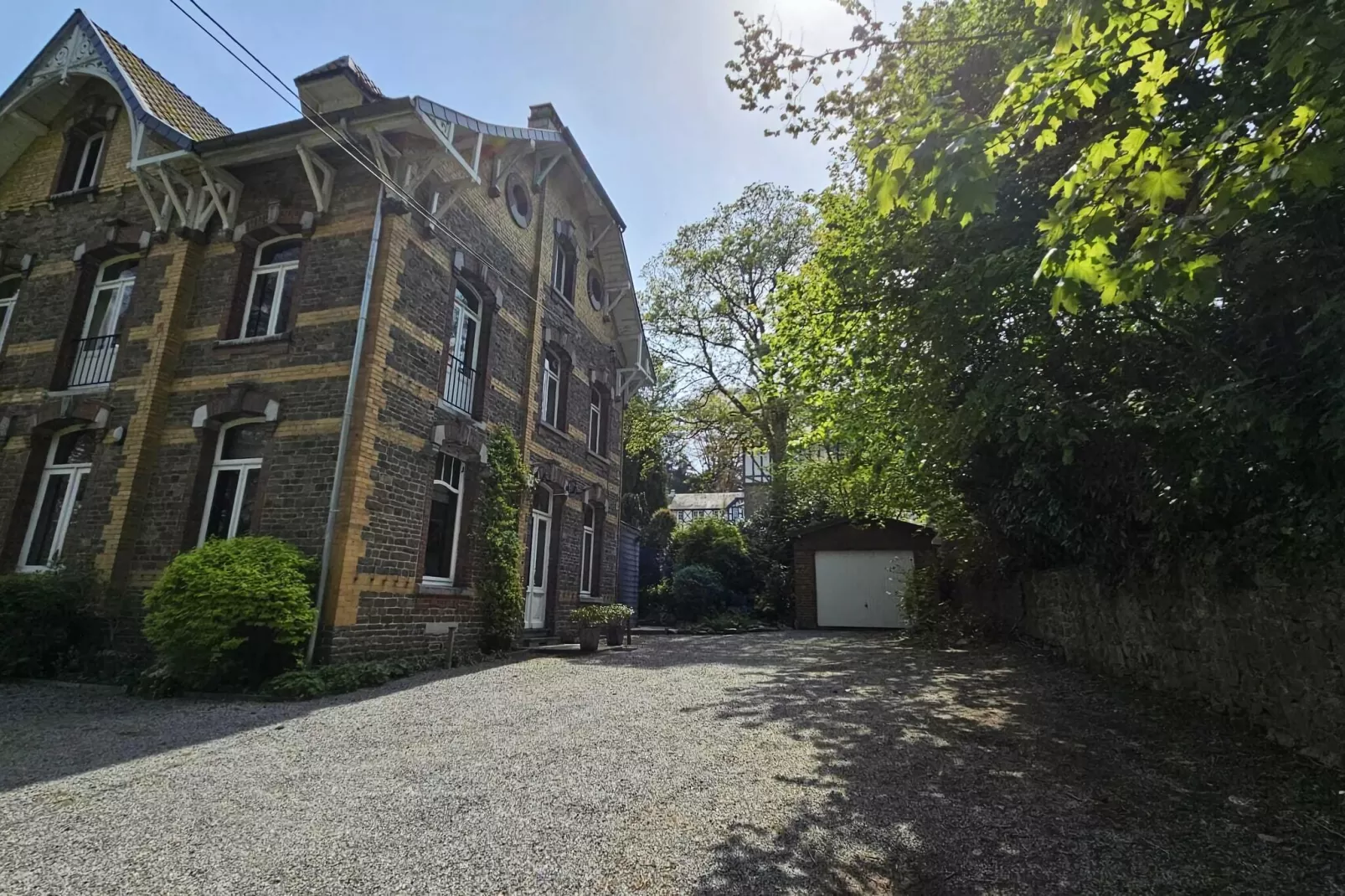 Villa Lilia-Außenbereich Sommer