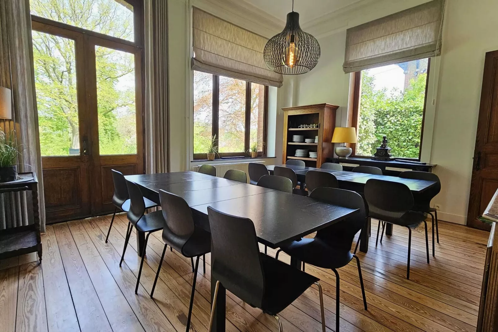 Villa Lilia-Esszimmer