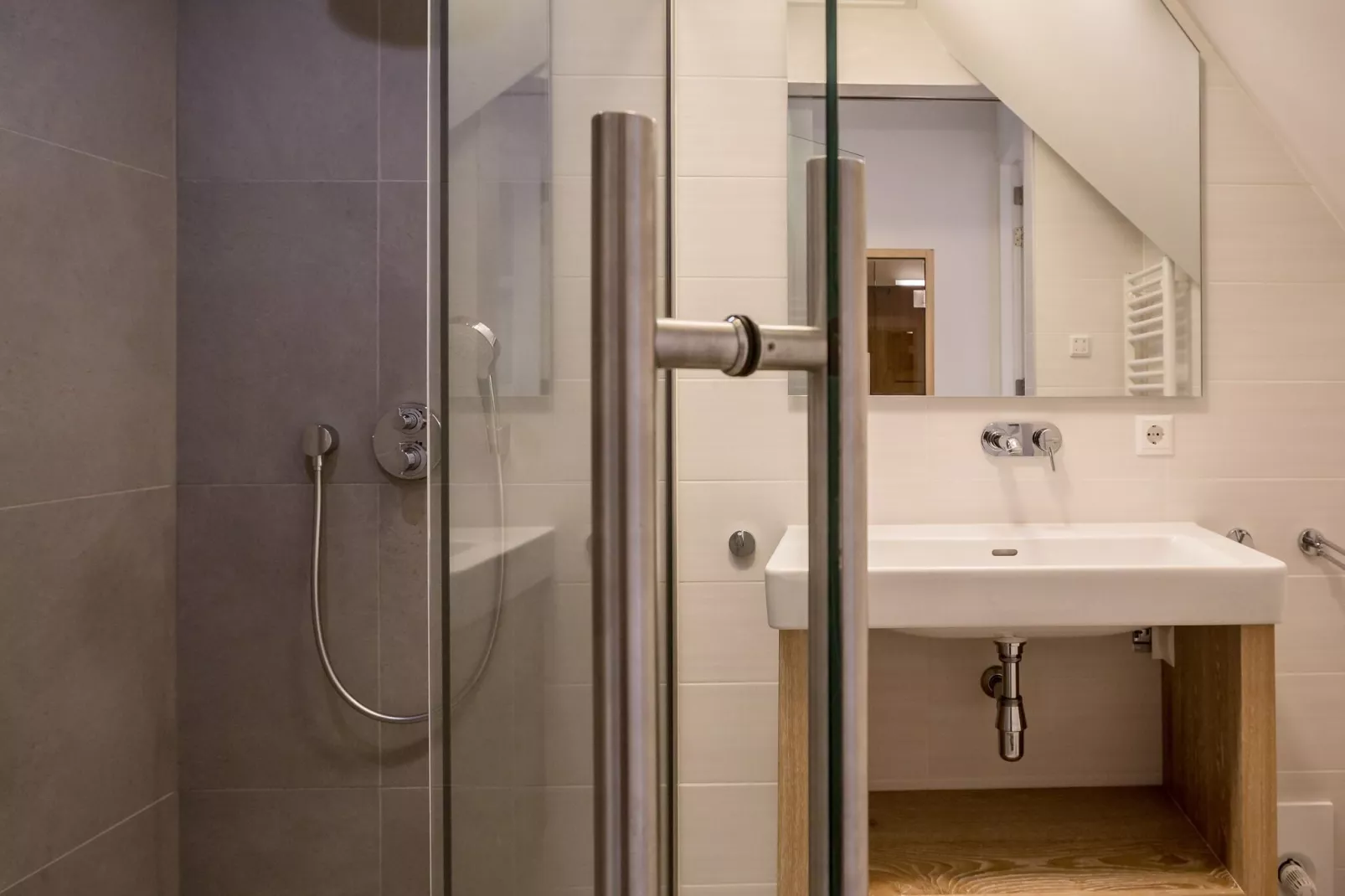 Friese Meren Villa's 17-Bathroom