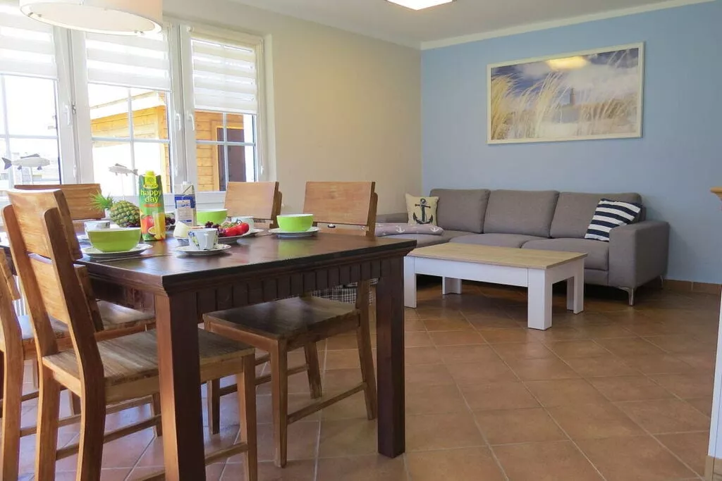 68870-Dining room