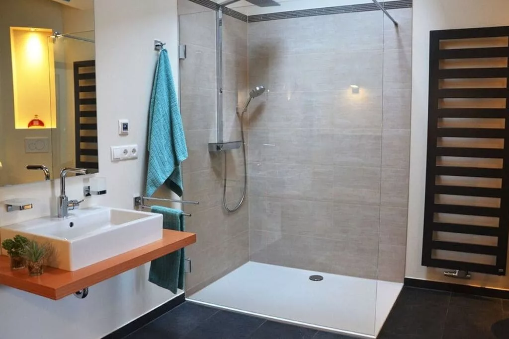 184479-Bathroom