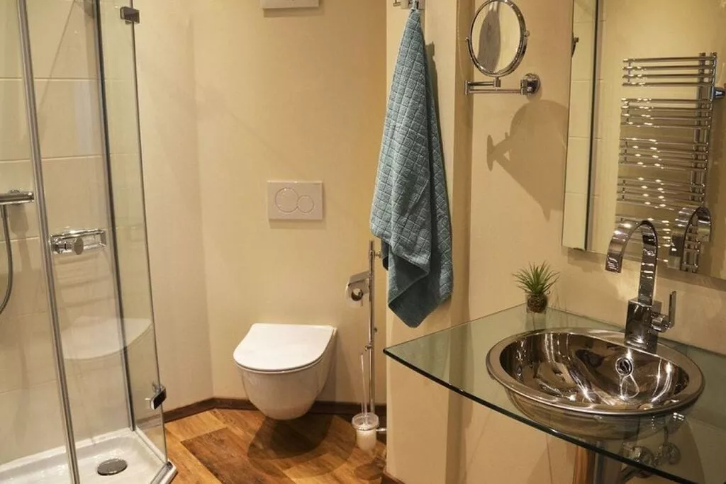 184479-Bathroom