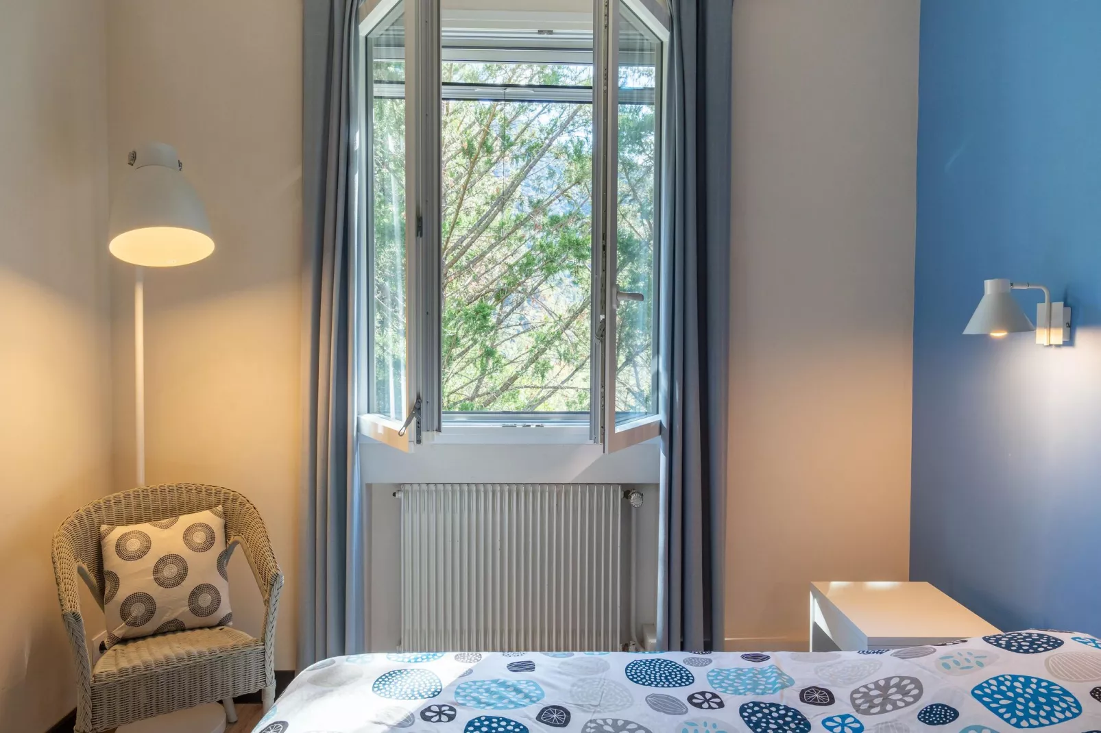 L'Oustal de Vieussan-Bedroom
