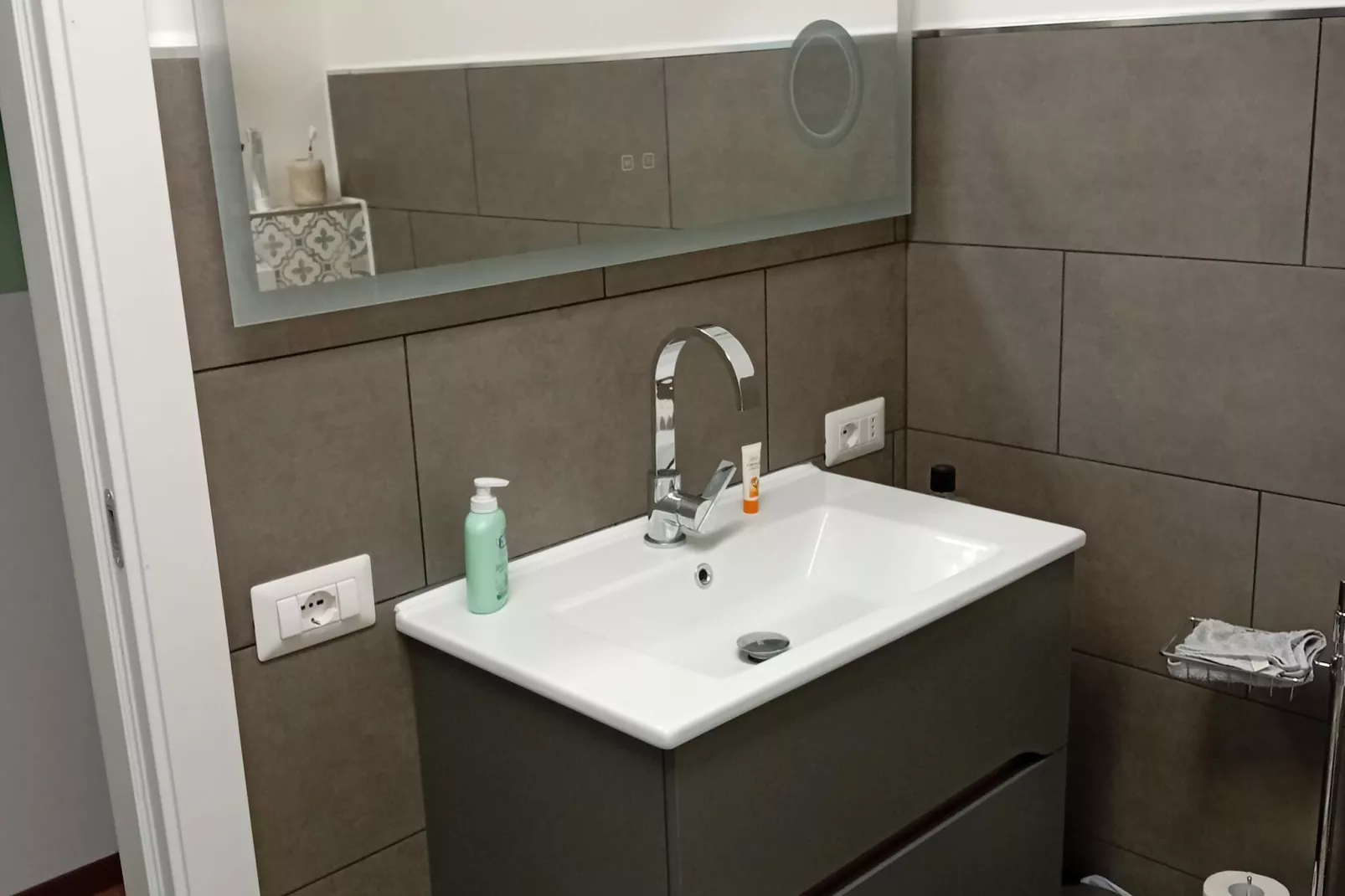 Casa Antonia-Bathroom