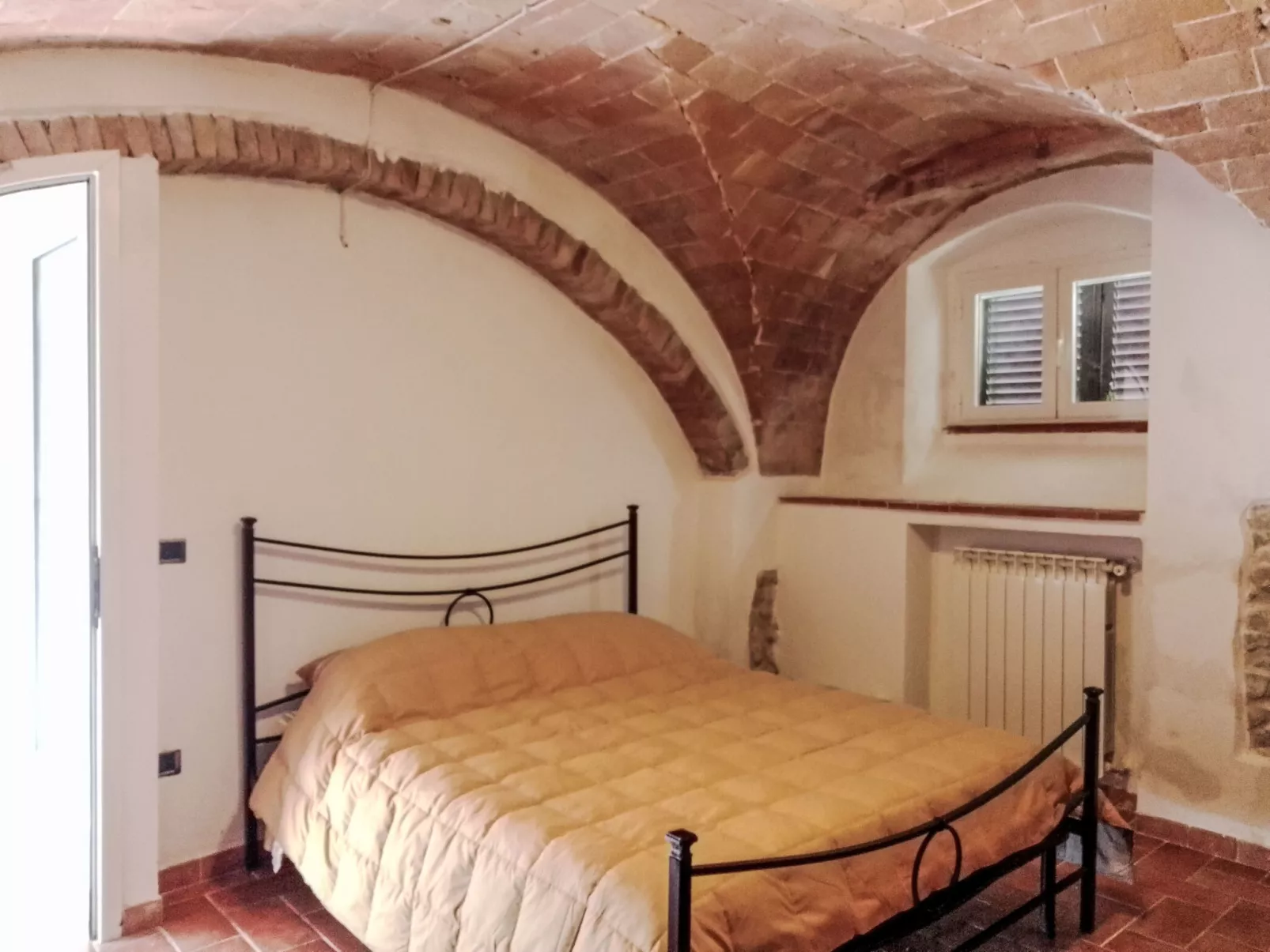 La Fonte-Inside