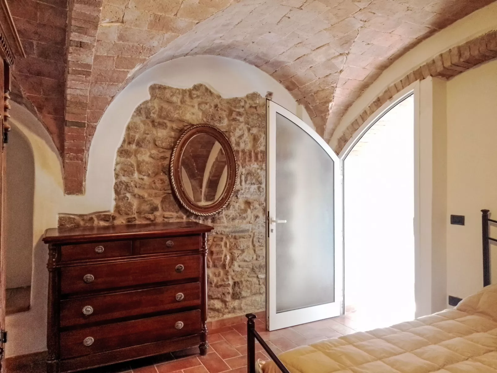 La Fonte-Inside
