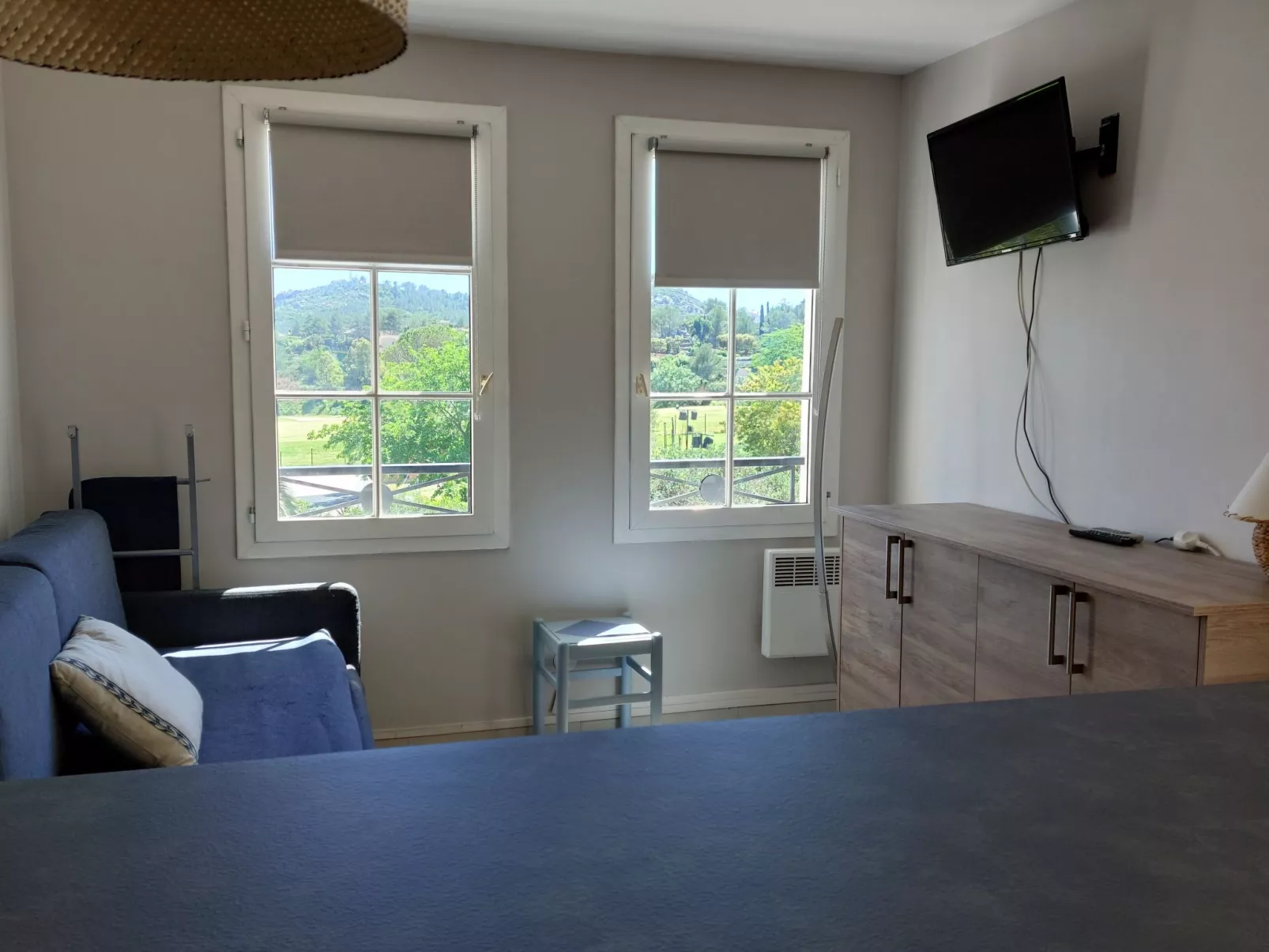 Le Village (VJ106)-Dedans