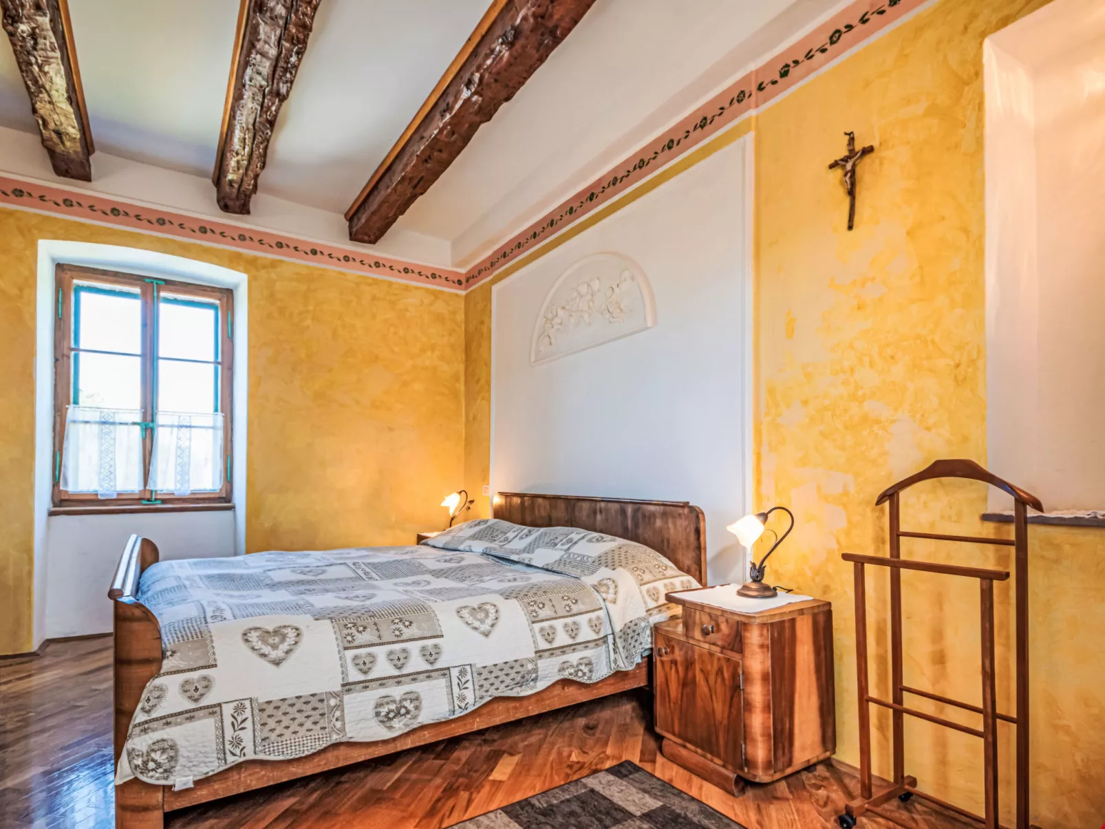 Little Tuscany for Two-Drinnen