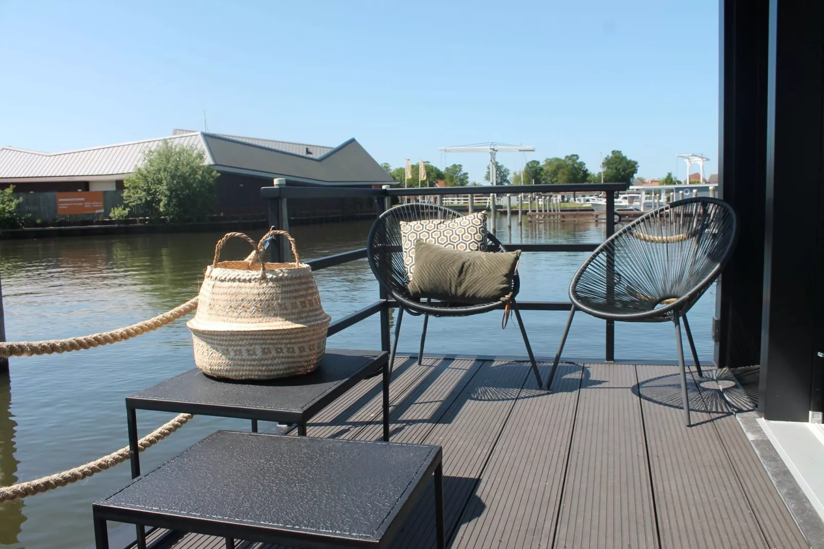 Boat House Stavoren-Terrassenbalkon