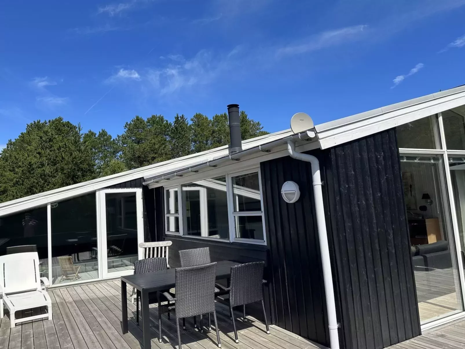 "Halwarth" - 250m from the sea-Outside