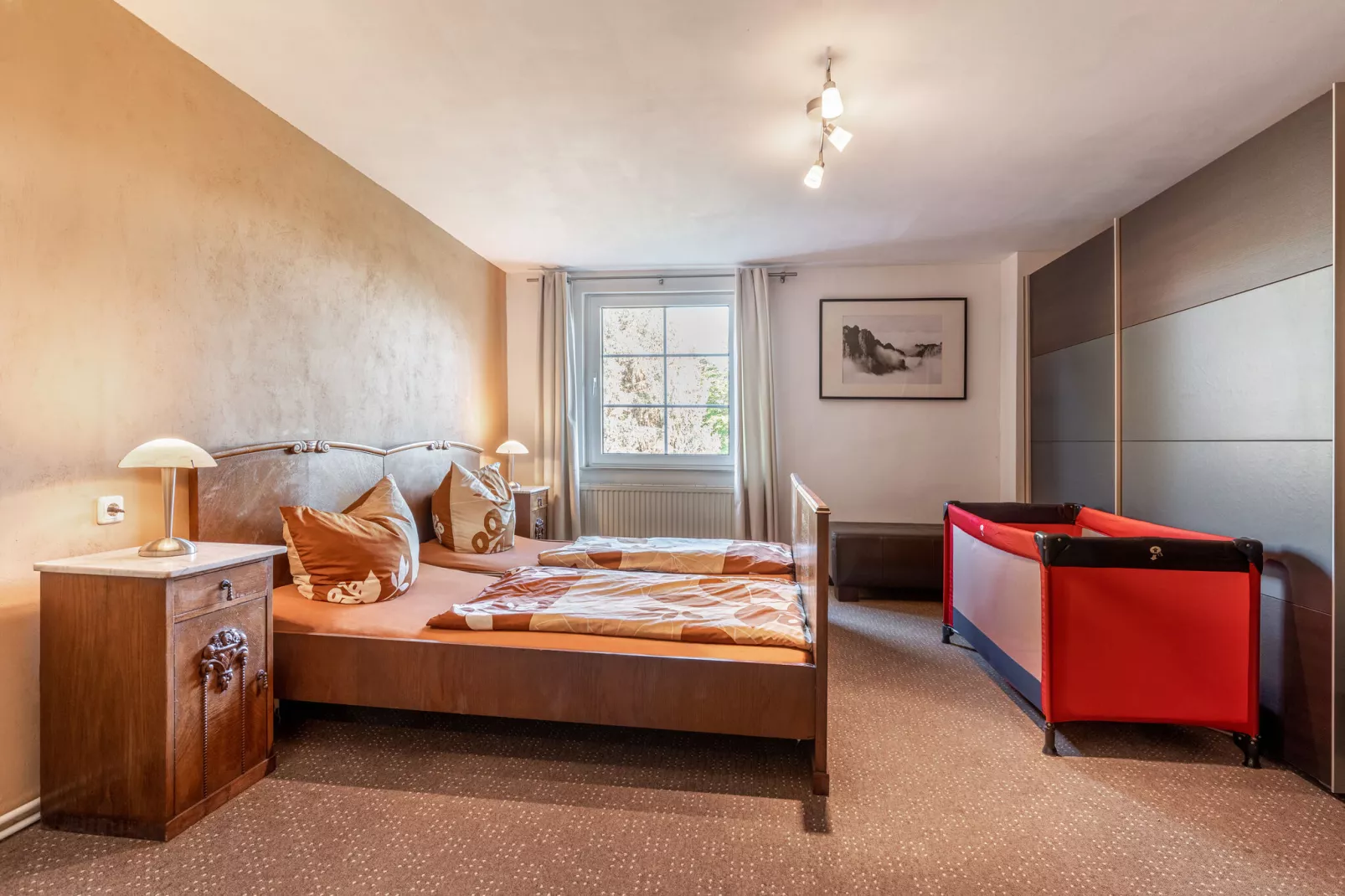 Strandnahe Ferienwohnung Betty mit großem Garten-Schlafzimmer