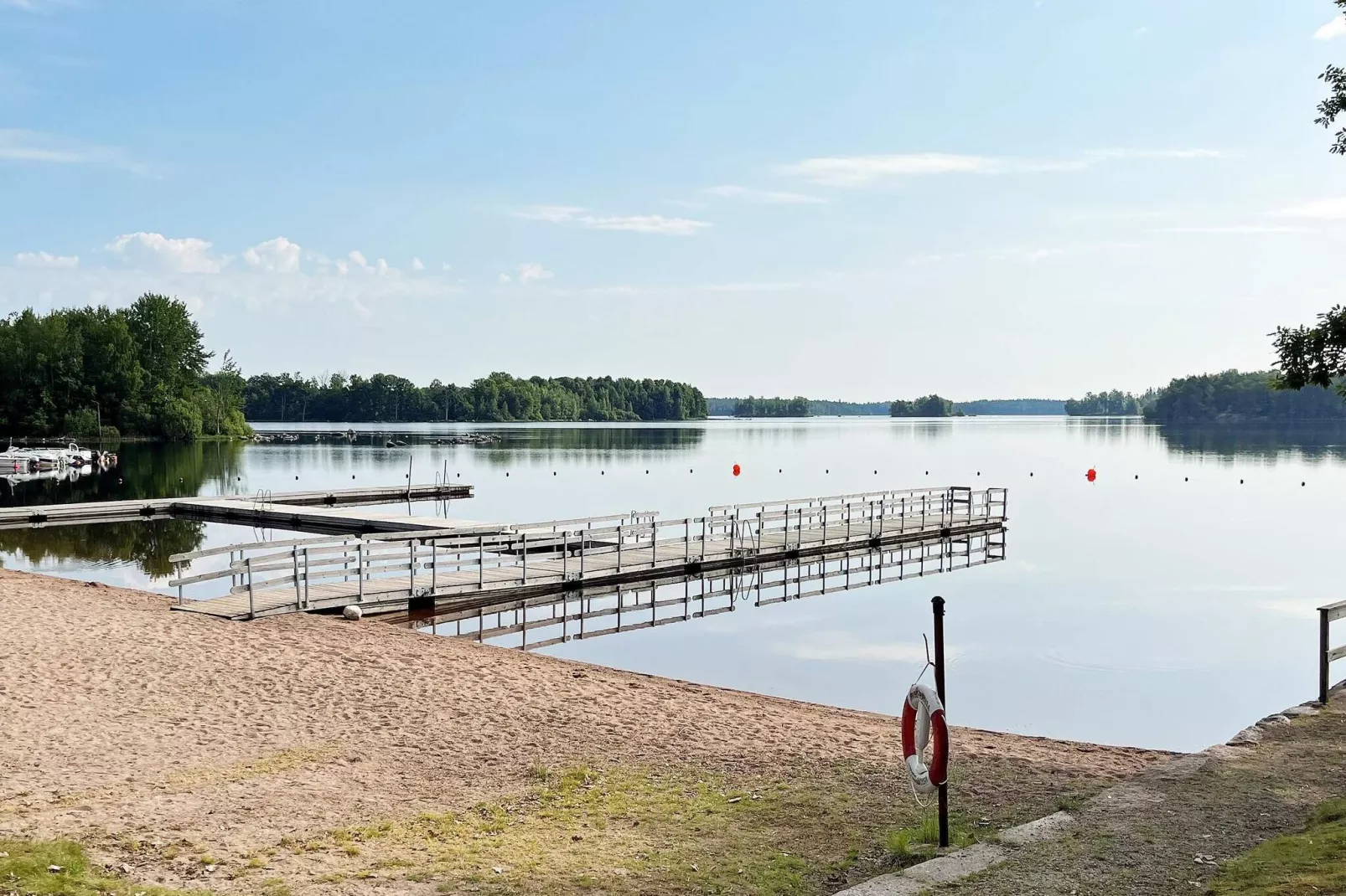 Maison de vacances pour 6 a Lessebo