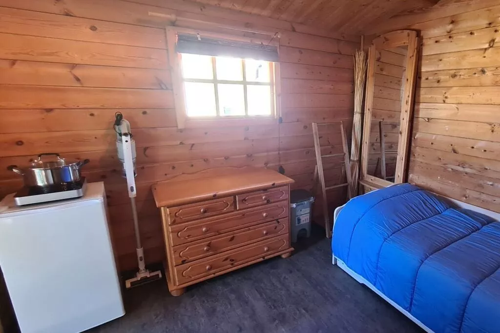 427775-Bedroom