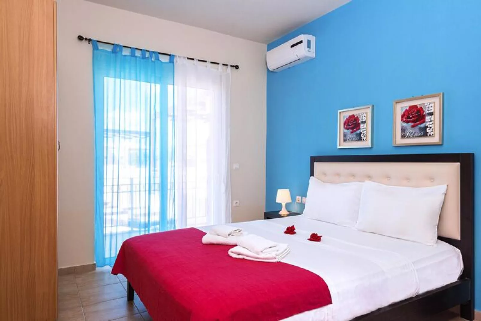 Villas Azure Beach Nopigia 3-bedroom-villa - 100 sqm with private pool-Schlafzimmer