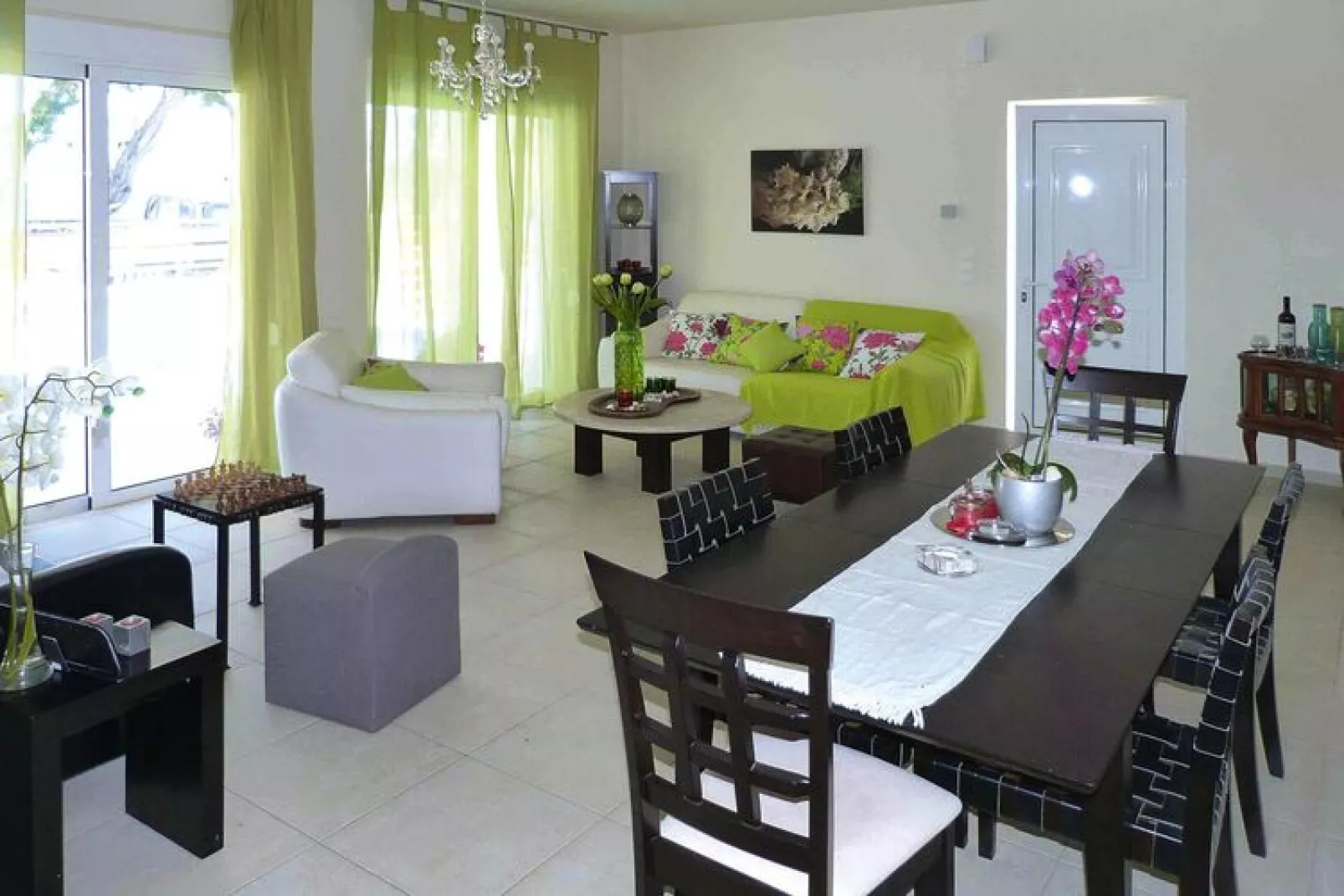 Villas Azure Beach Nopigia 3-bedroom-villa - 100 sqm with private pool-Wohnzimmer