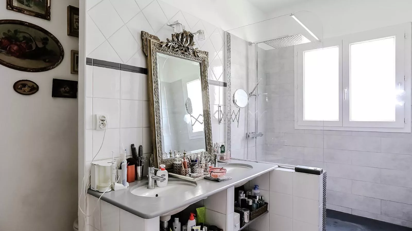 Le Cezanne-Bathroom