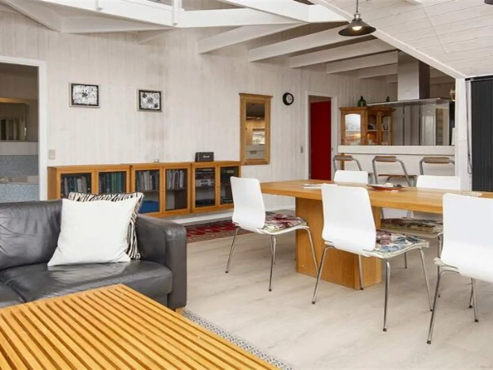"Herma" - 1km from the sea-Inside