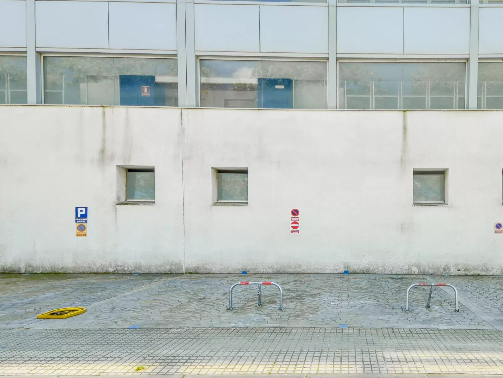 Aqua Marina-Outside