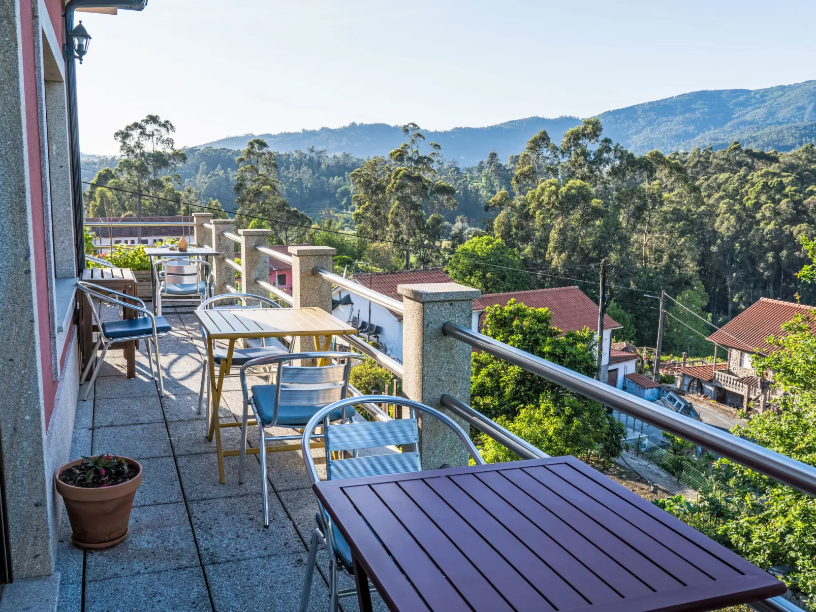 Rio Lima Retreat-Outside