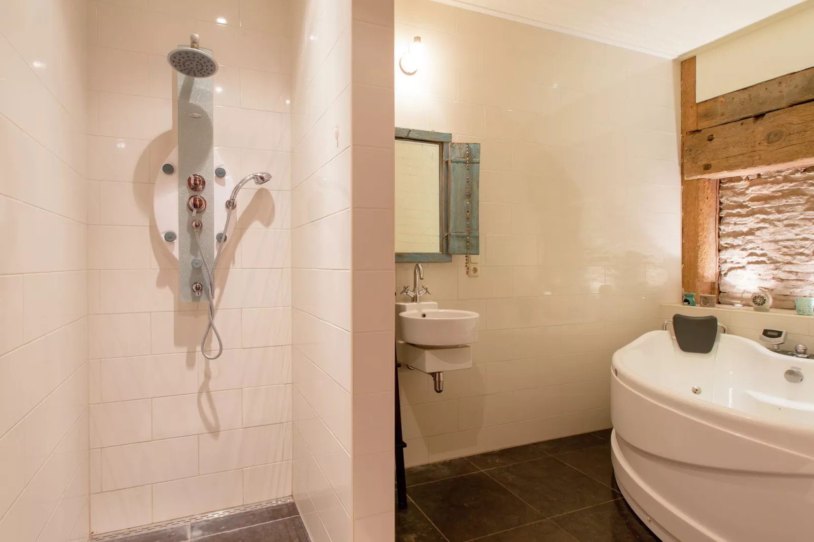 De Goudsbloem-Bathroom