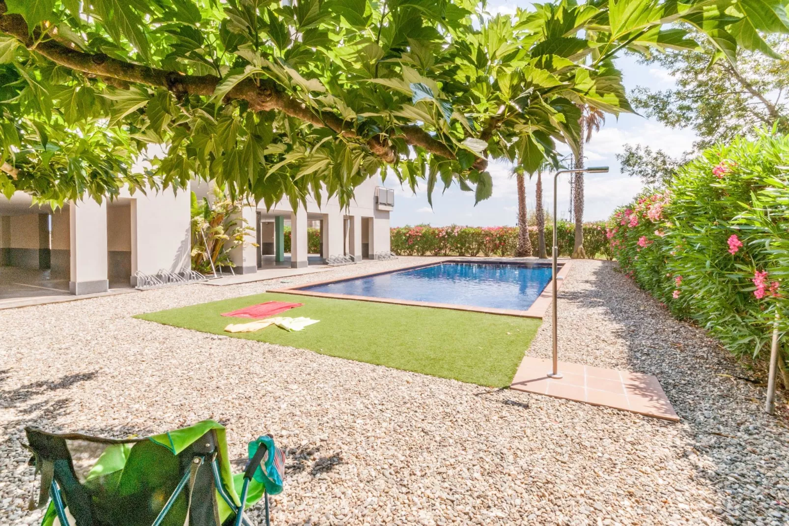 Bon Relax Flat-Gardens summer