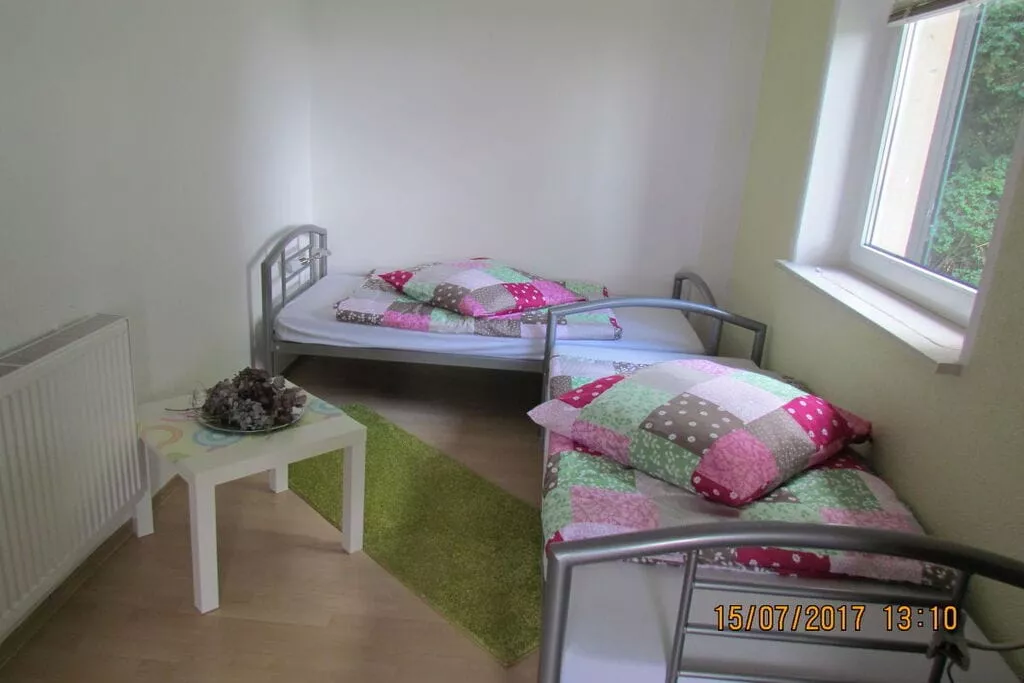 180603-Bedroom