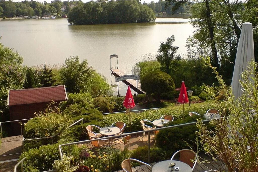 22095-View summer