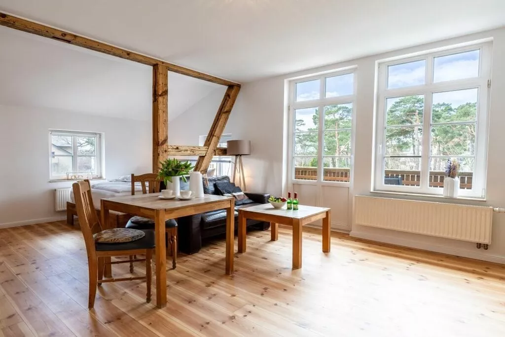 269747-Living room