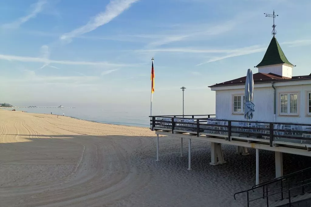 269747-View summer