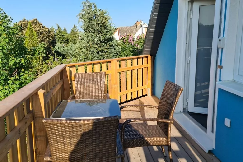 427772-Terrace balcony