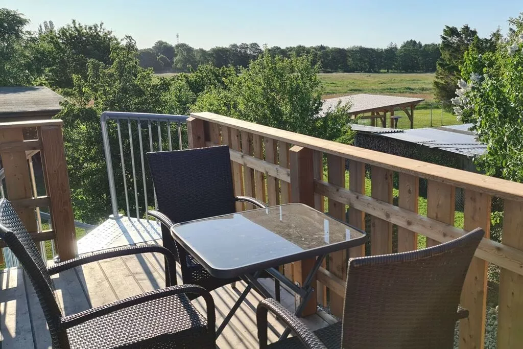 427772-Terrace balcony