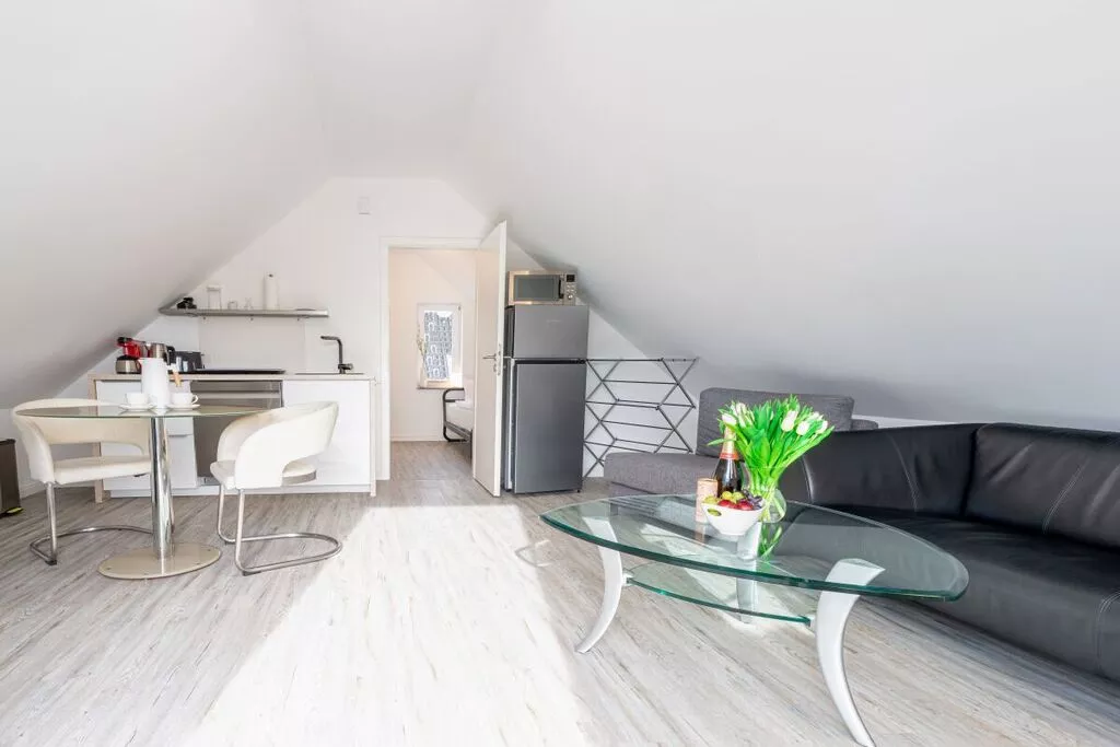 427772-Living room