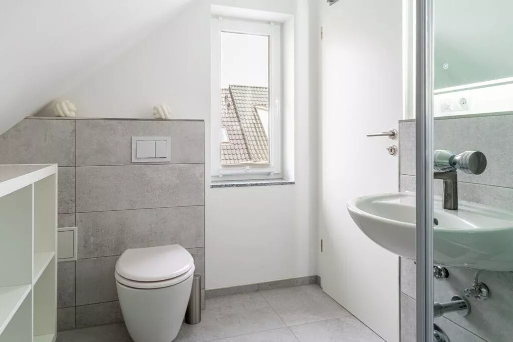 427772-Bathroom