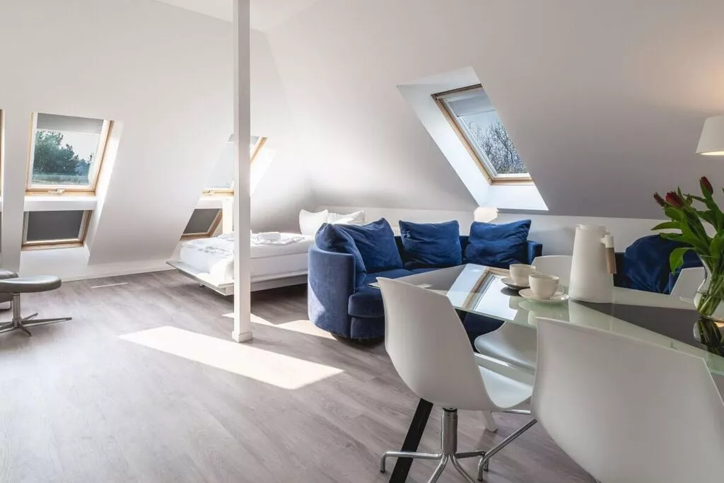 404299-Living room