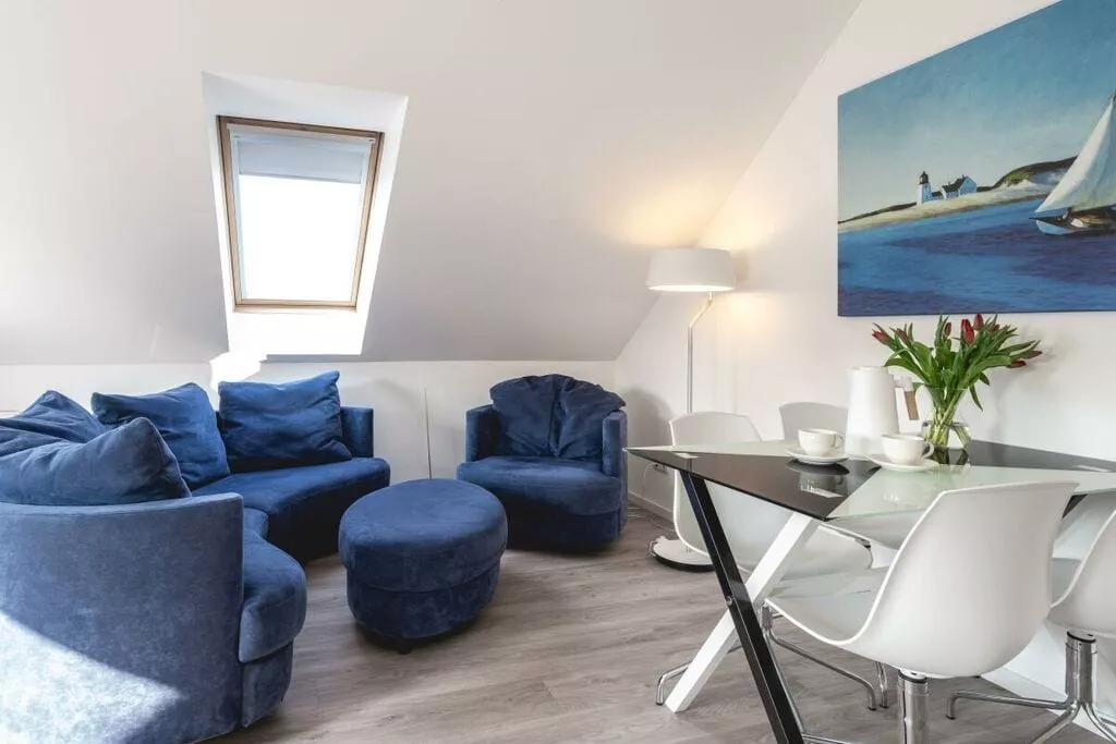 404299-Living room
